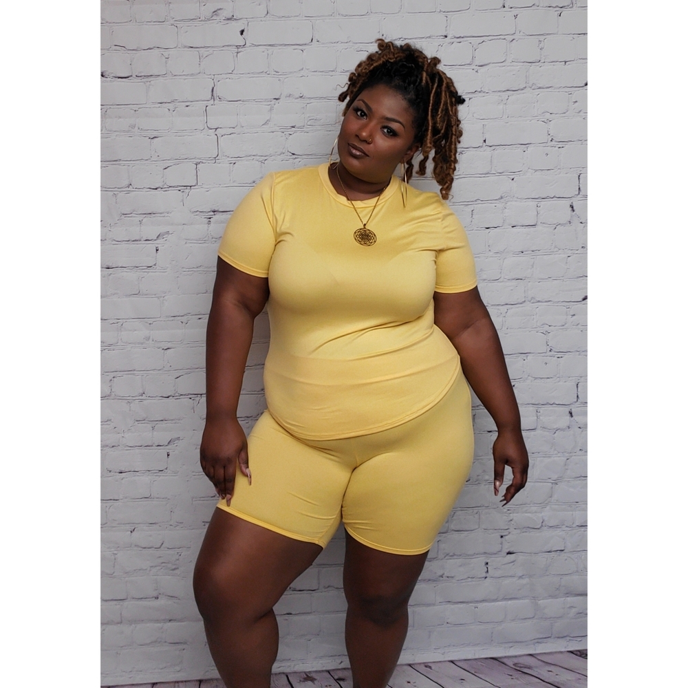 🏖 Plus Size Soft and Comfy Short Set with Mask